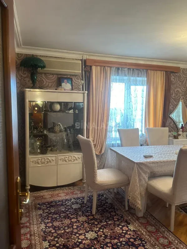 Satılır 3 otaqlı mənzil 60 m²