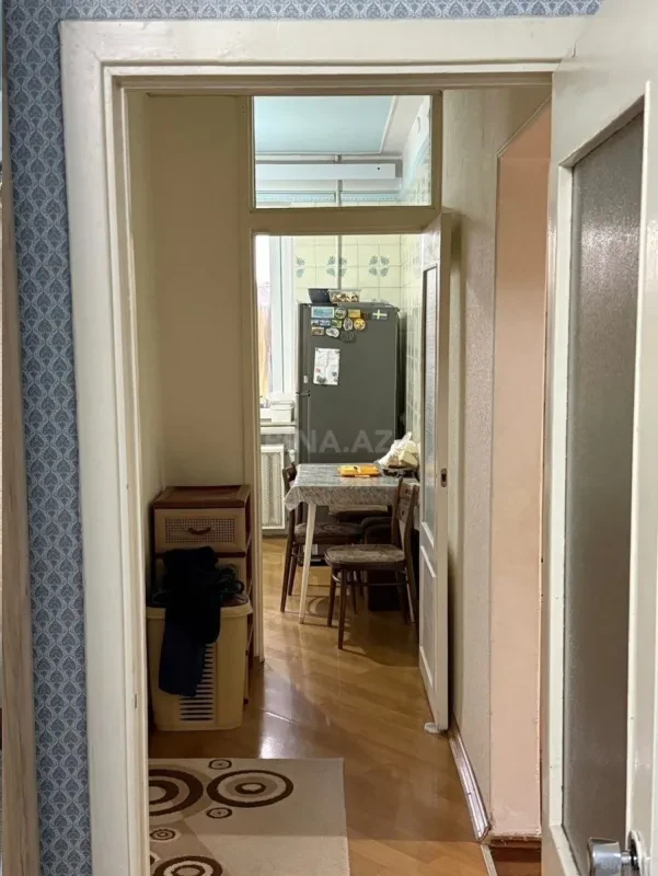 Satılır 4 otaqlı mənzil 100 m²