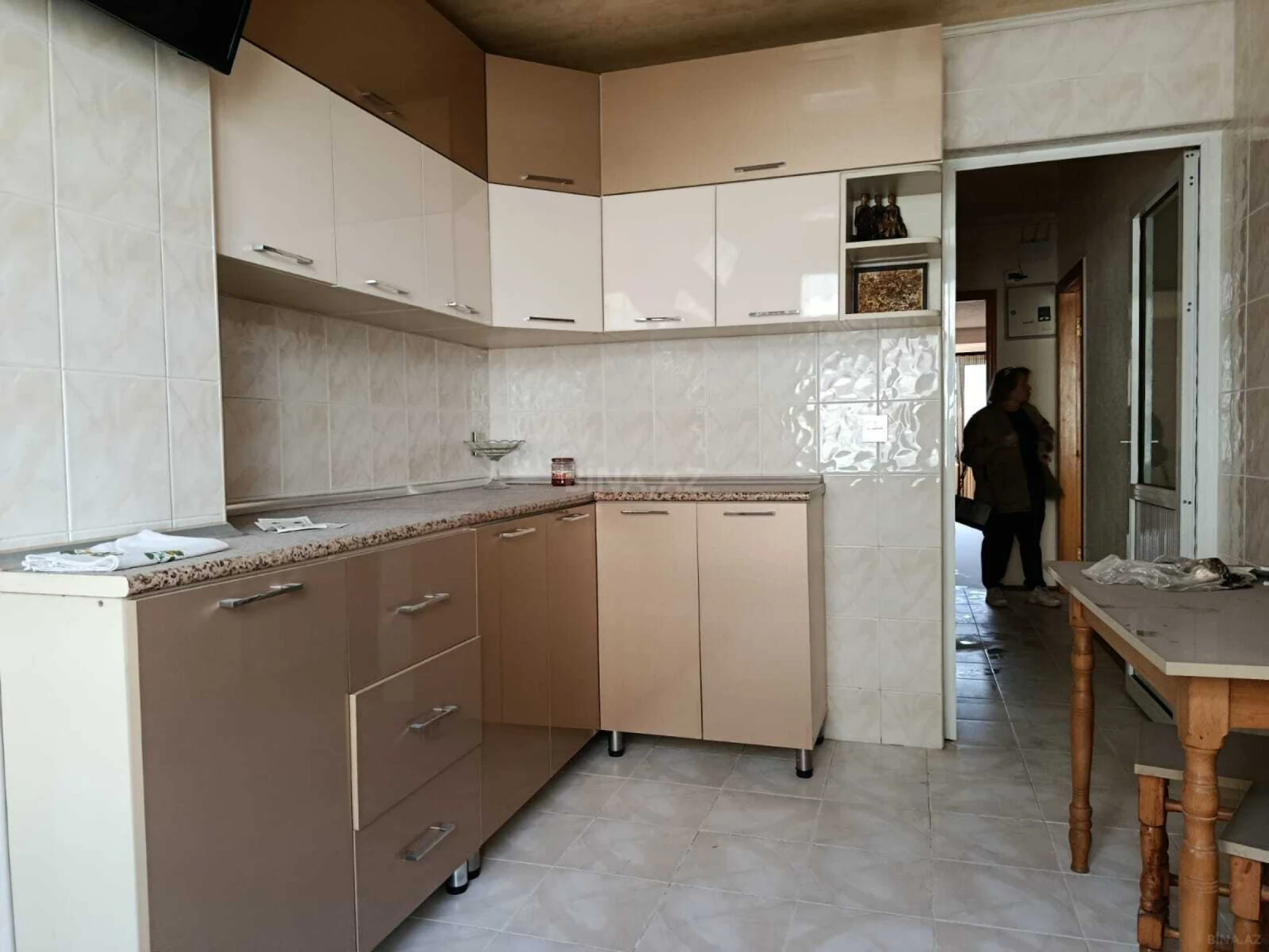 Satılır 3 otaqlı mənzil 57 m²