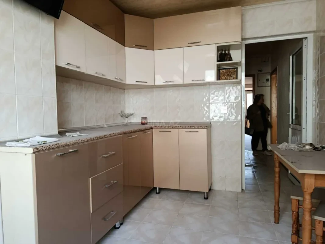 Satılır 3 otaqlı mənzil 57 m²