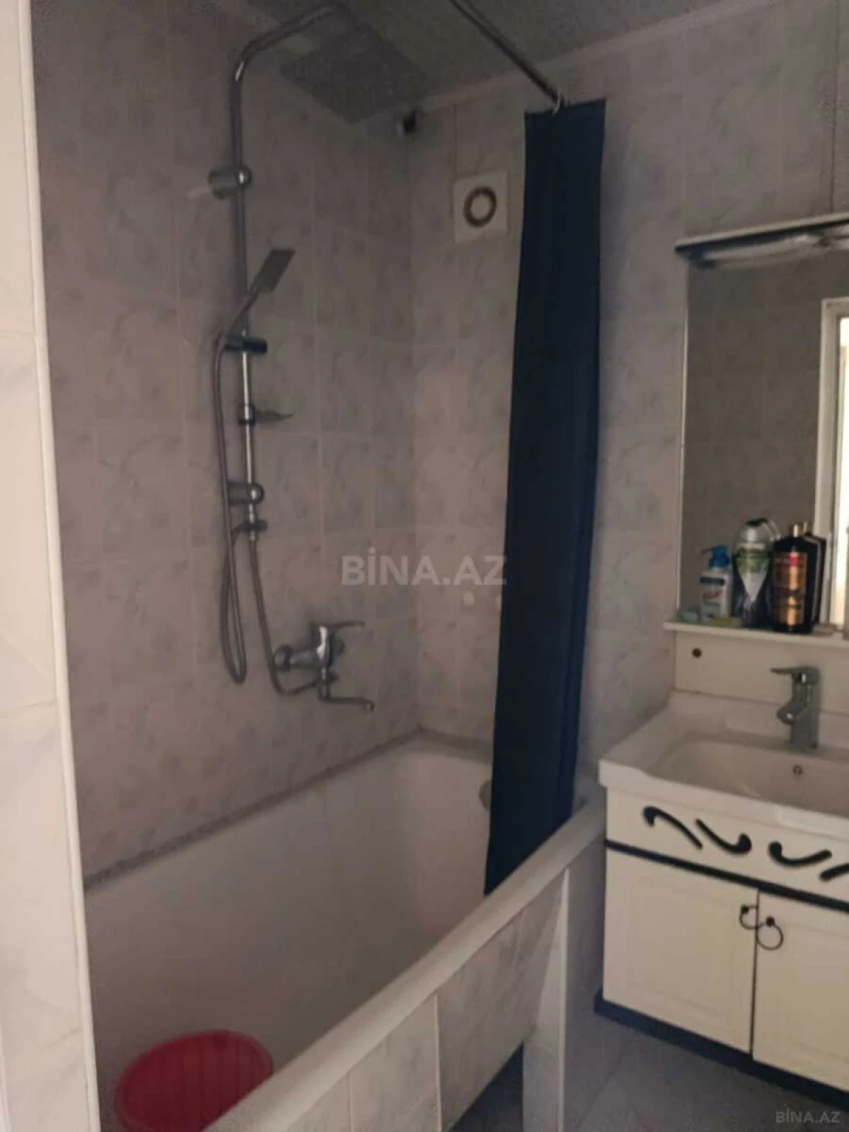 Satılır 3 otaqlı mənzil 57 m²