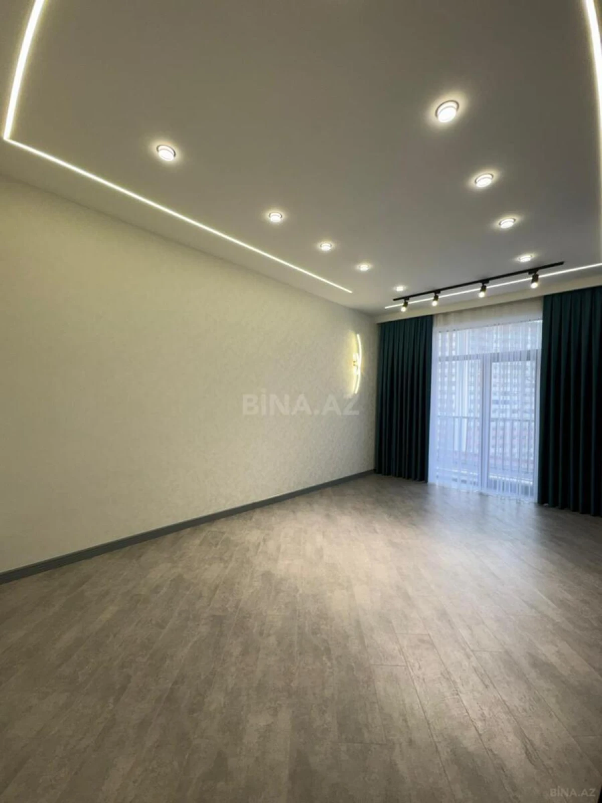 Satılır 2 otaqlı mənzil 65 m²
