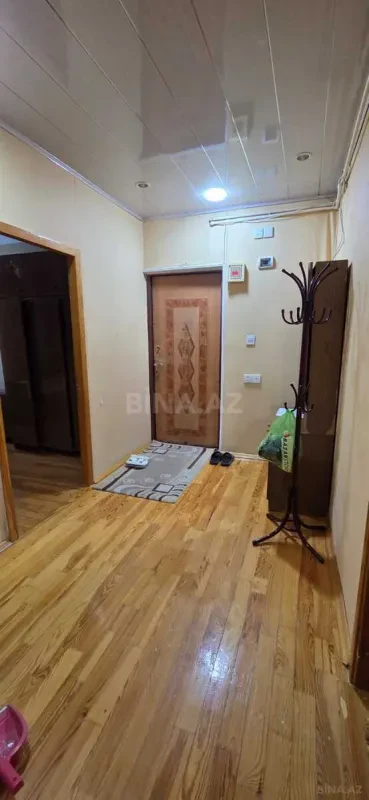 Kirayə verilir 2 otaqlı mənzil 65 m²