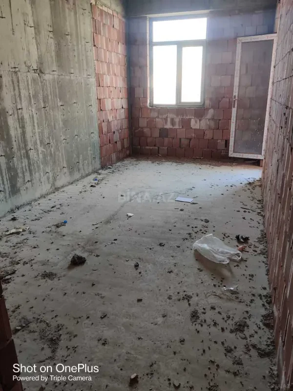 Satılır 1 otaqlı mənzil 66.6 m²