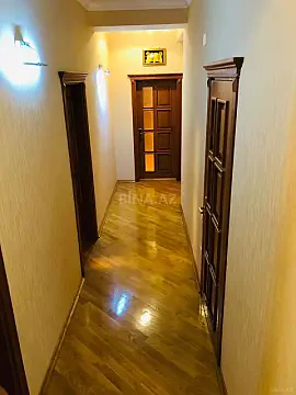 Satılır 3 otaqlı mənzil 121 m²