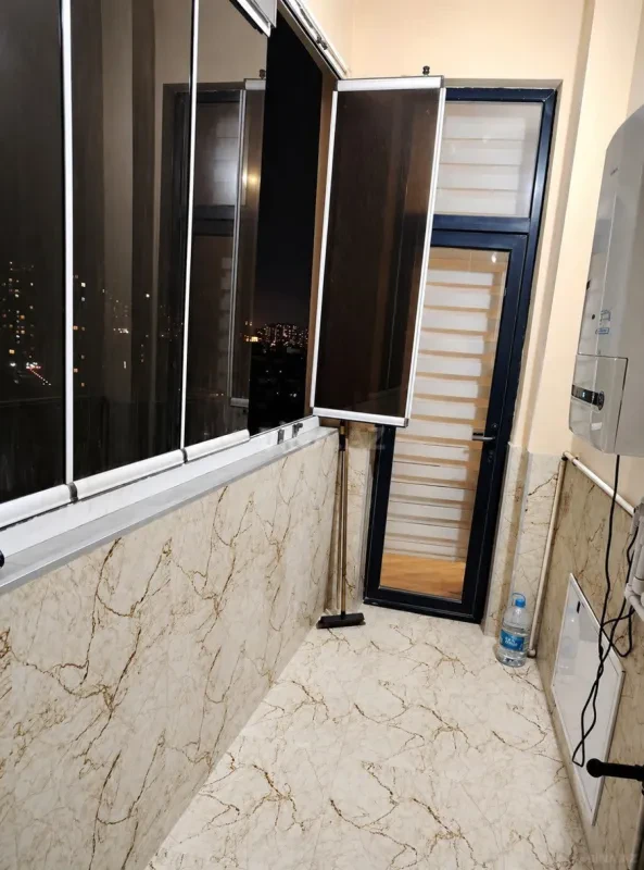 Satılır 3 otaqlı mənzil 91 m²