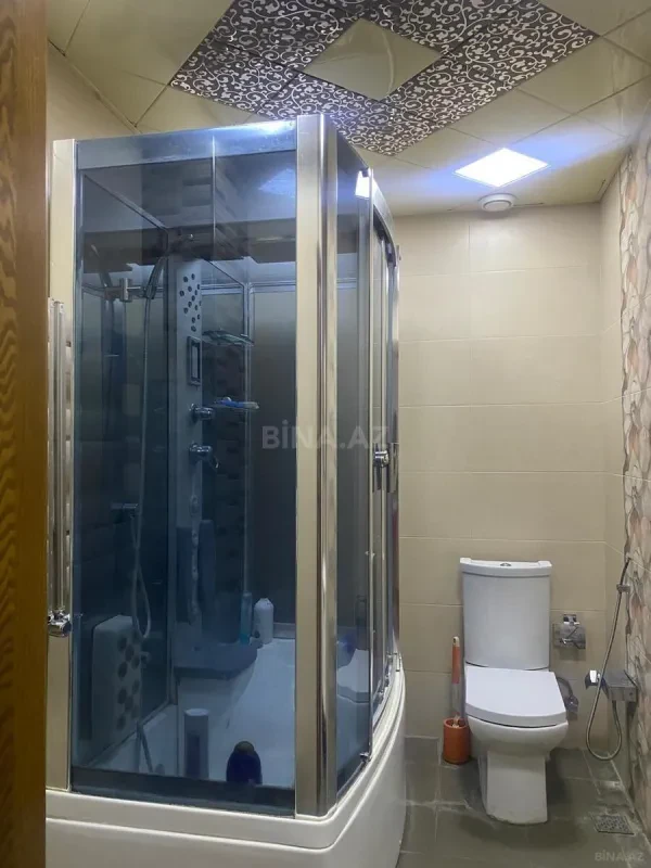 Satılır 2 otaqlı mənzil 81 m²