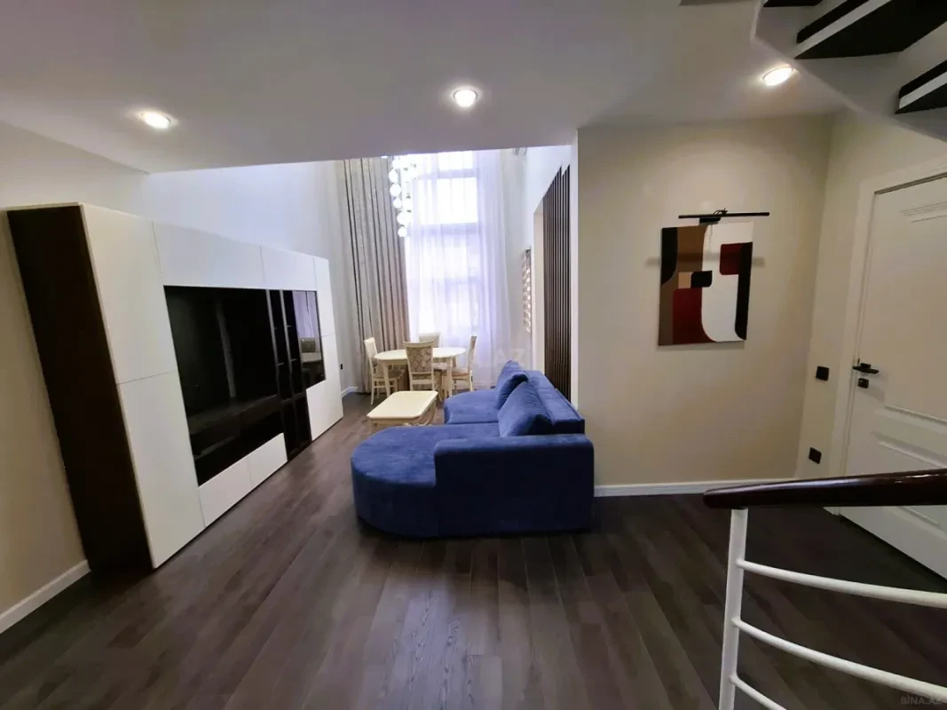 Satılır 2 otaqlı mənzil 44 m²