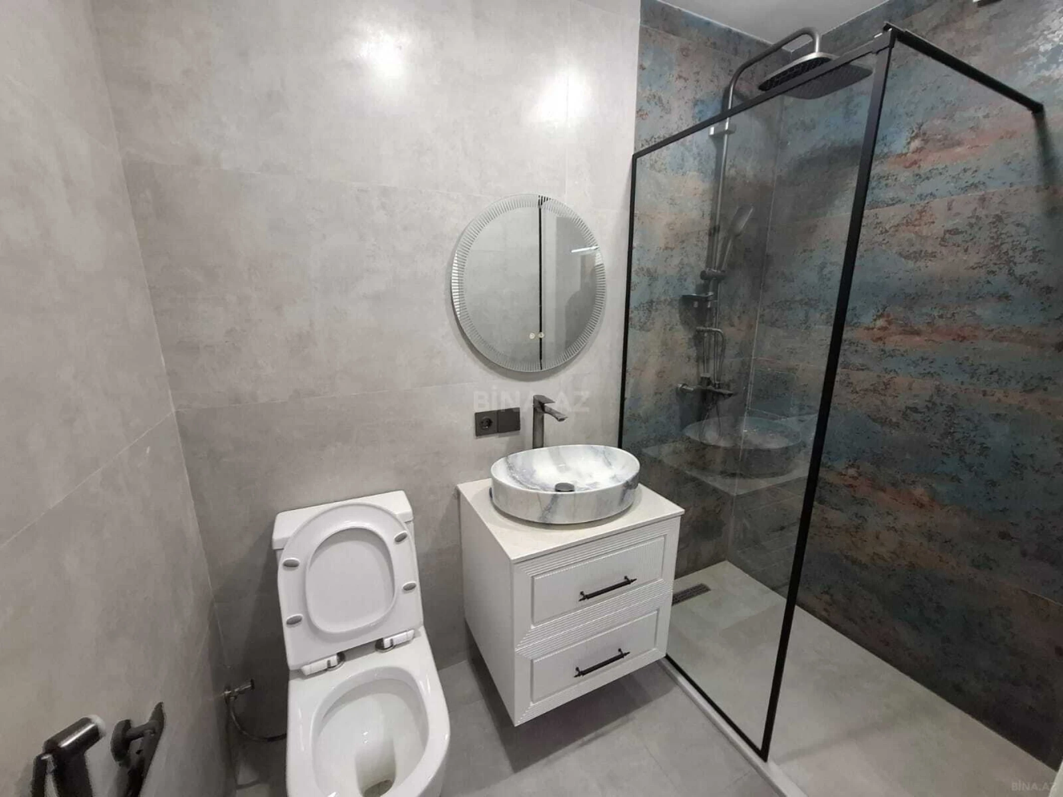 Satılır 2 otaqlı mənzil 44 m²