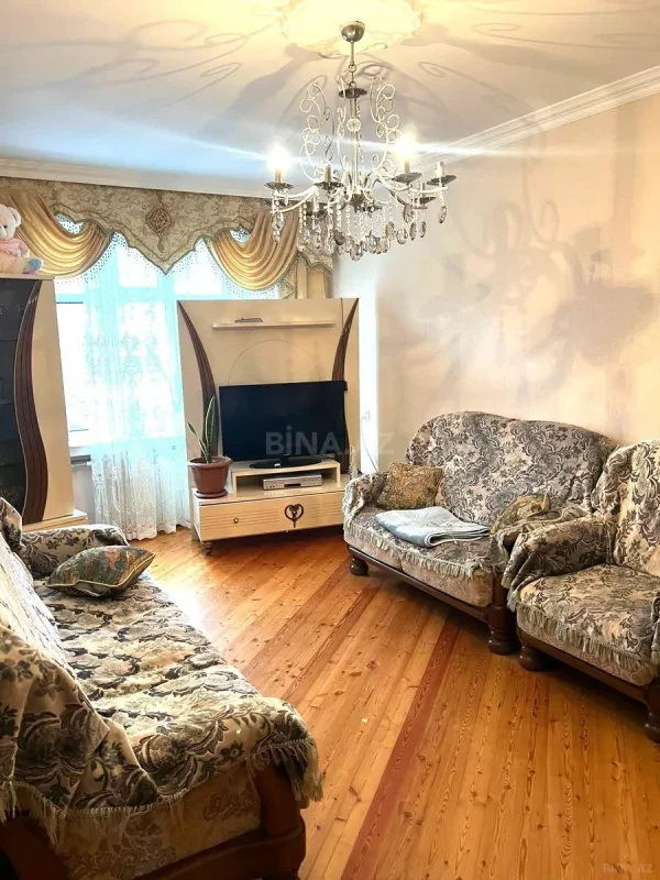 Satılır 3 otaqlı mənzil 80 m²