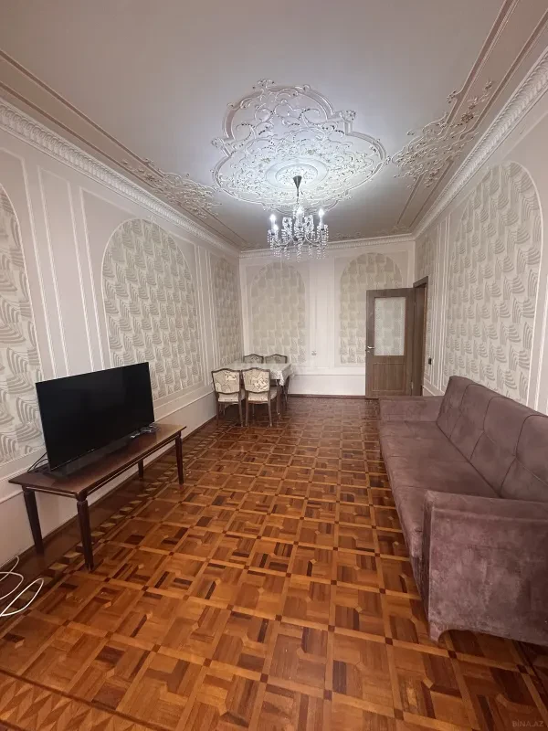 Kirayə verilir 3 otaqlı mənzil 85 m²