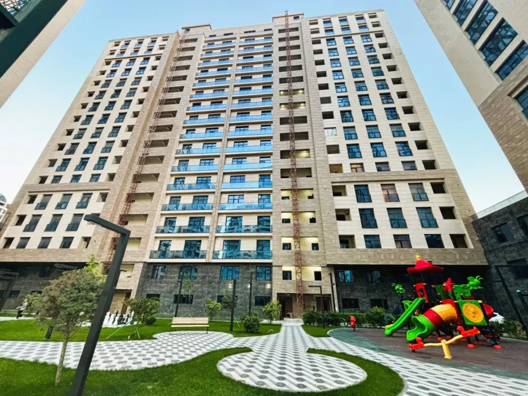 Kirayə verilir 2 otaqlı mənzil 60.7 m²