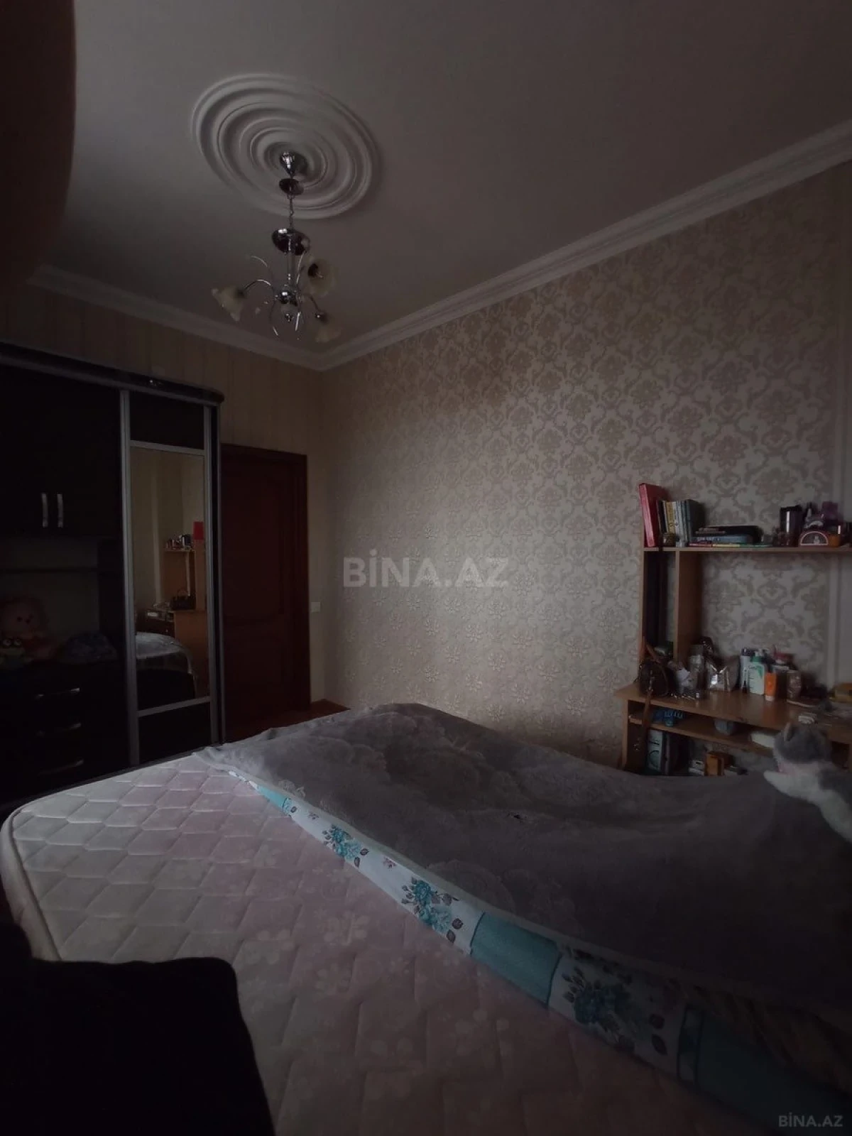 Kirayə verilir 2 otaqlı mənzil 65 m²