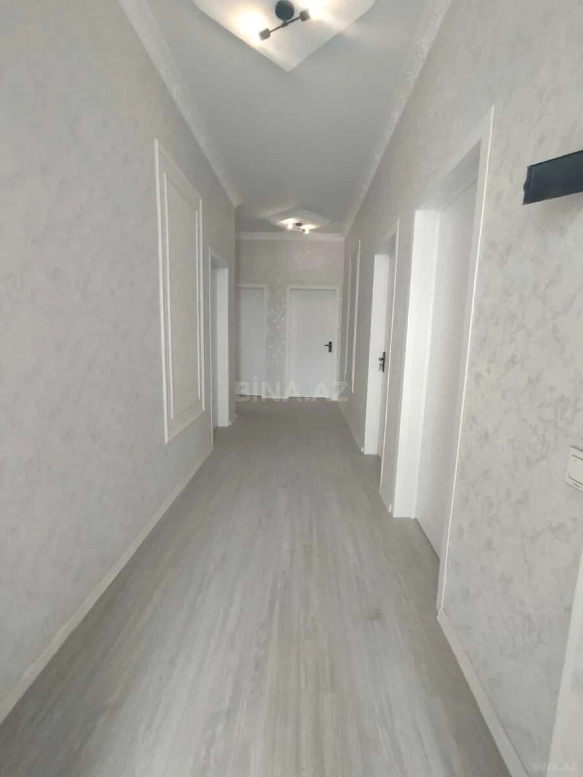 Satılır 4 otaqlı həyət evi 135 m²