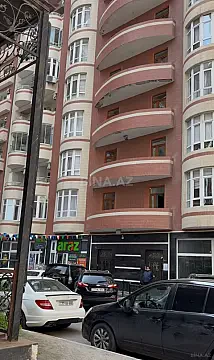 Satılır 2 otaqlı mənzil 120 m²