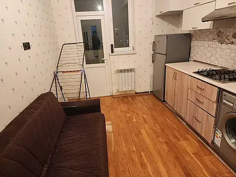 Kirayə verilir 3 otaqlı mənzil 96 m²