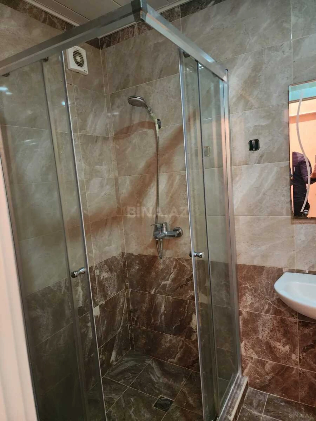 Kirayə verilir 3 otaqlı mənzil 96 m²