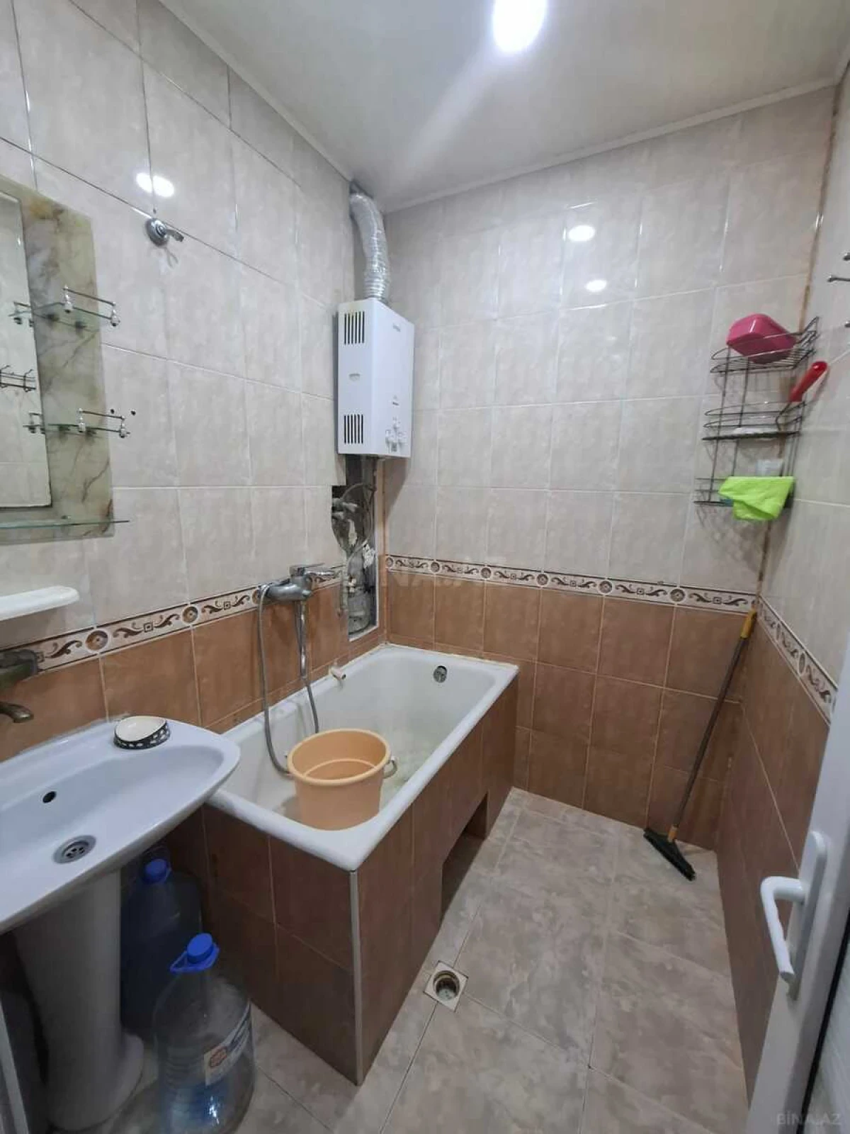 Kirayə verilir 2 otaqlı mənzil 55 m²
