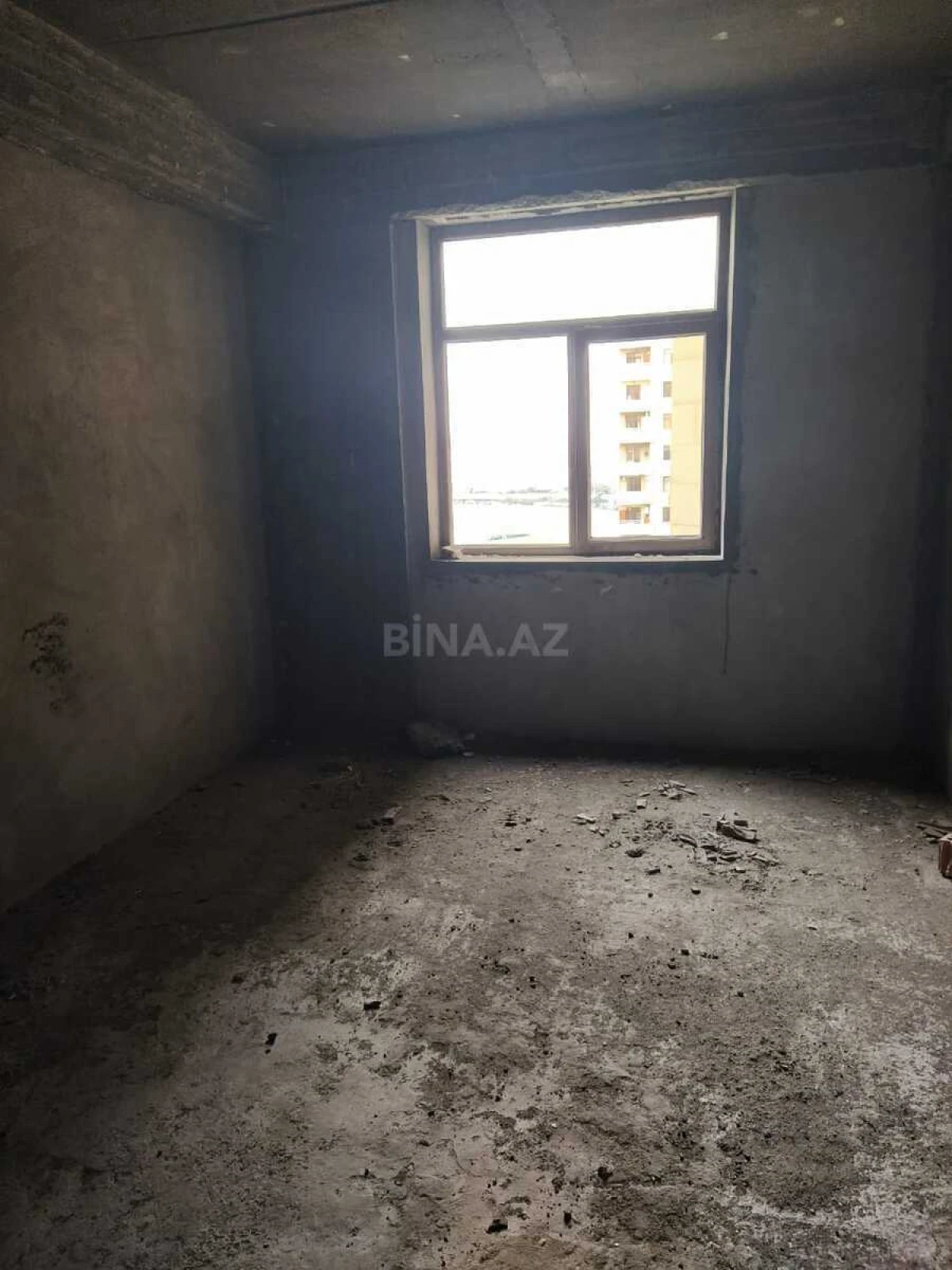 Satılır 3 otaqlı mənzil 103 m²