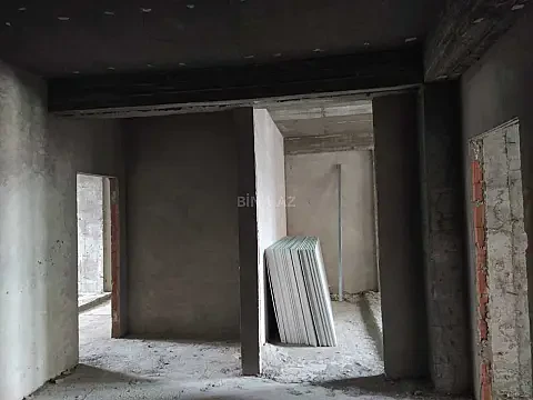 Satılır 3 otaqlı mənzil 103 m²