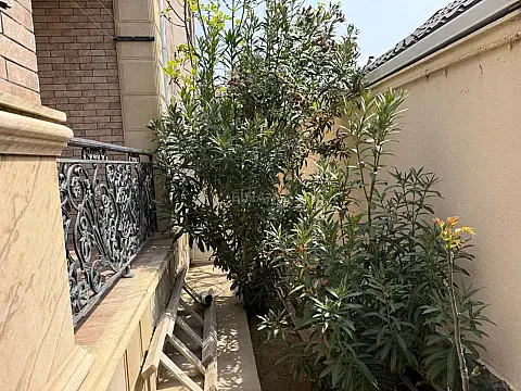 Satılır 6 otaqlı həyət evi 220 m²