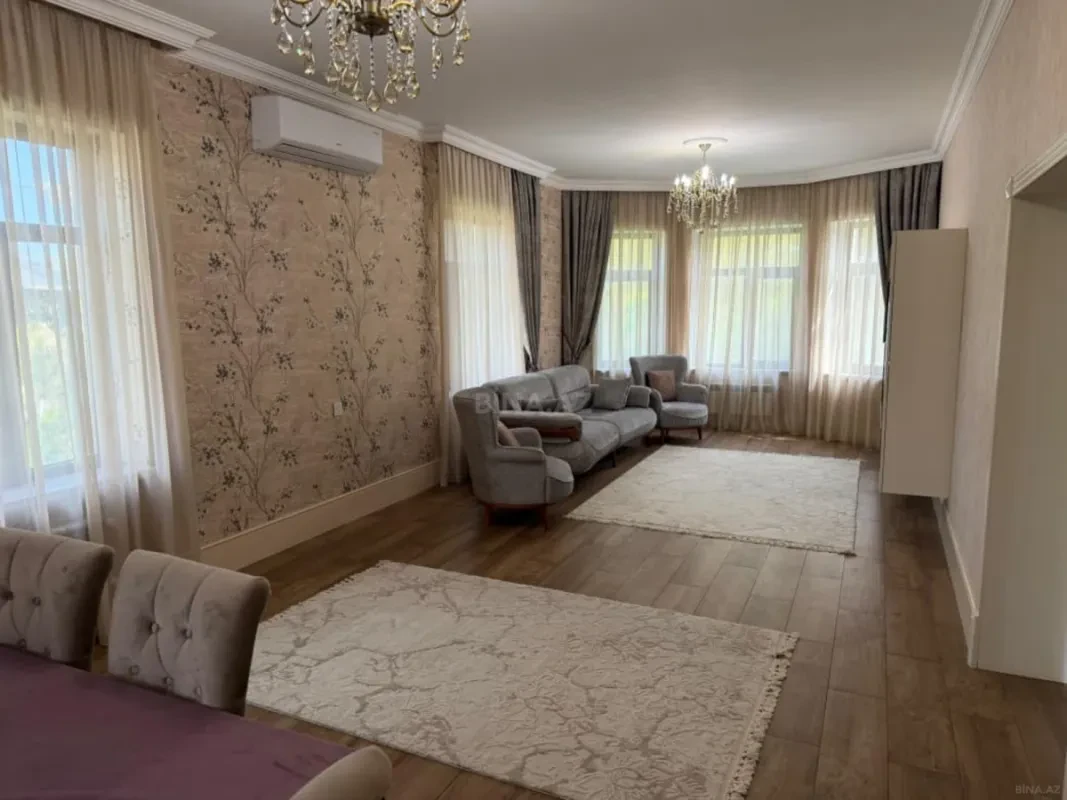 Satılır 6 otaqlı həyət evi 220 m²