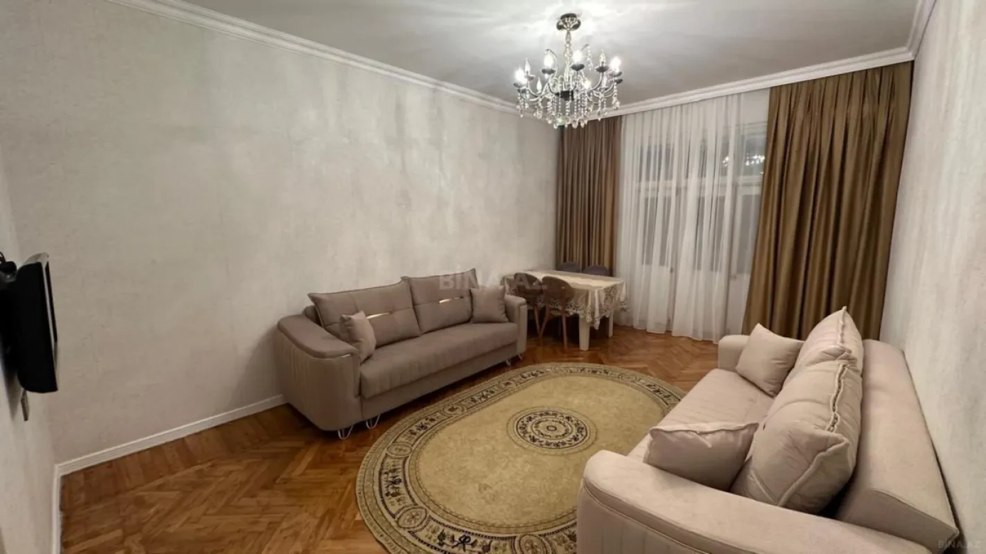 Kirayə verilir 2 otaqlı mənzil 65 m²
