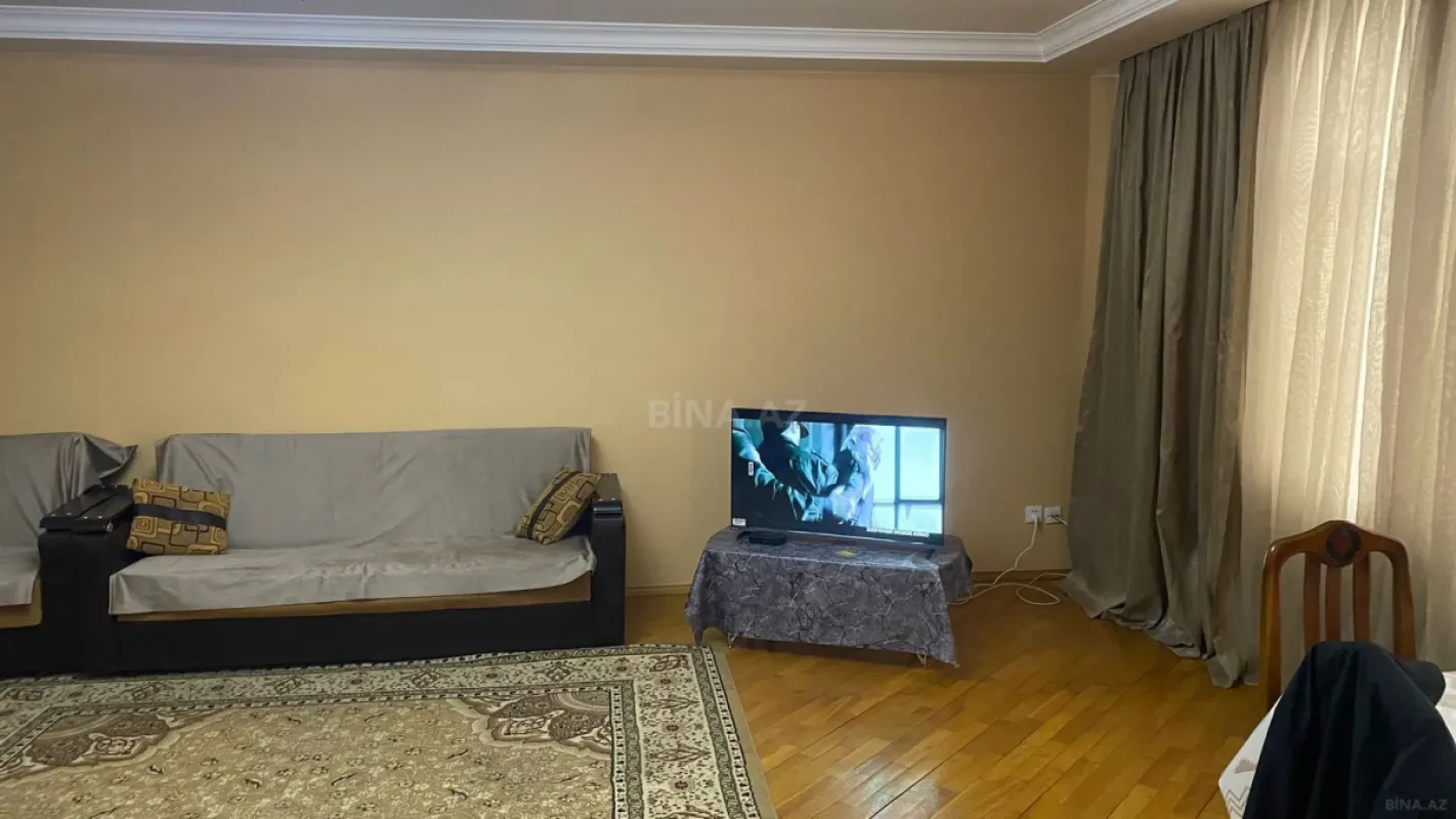 Kirayə verilir 2 otaqlı mənzil 100 m²