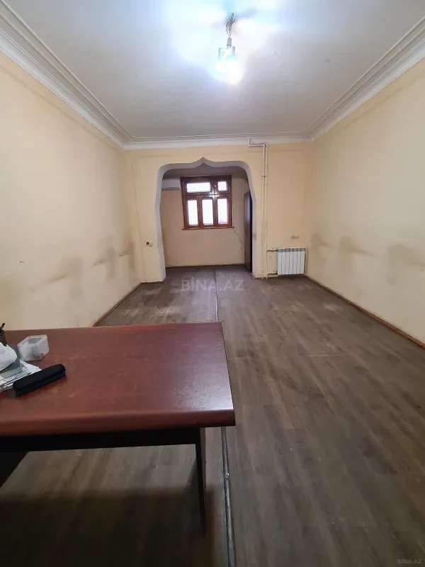 Kirayə verilir obyekt 90 m²