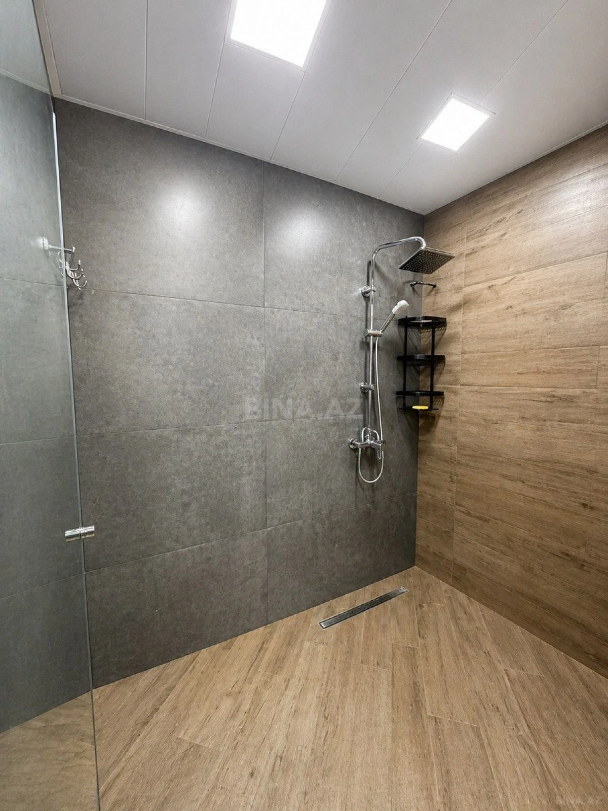 Satılır 3 otaqlı mənzil 95 m²