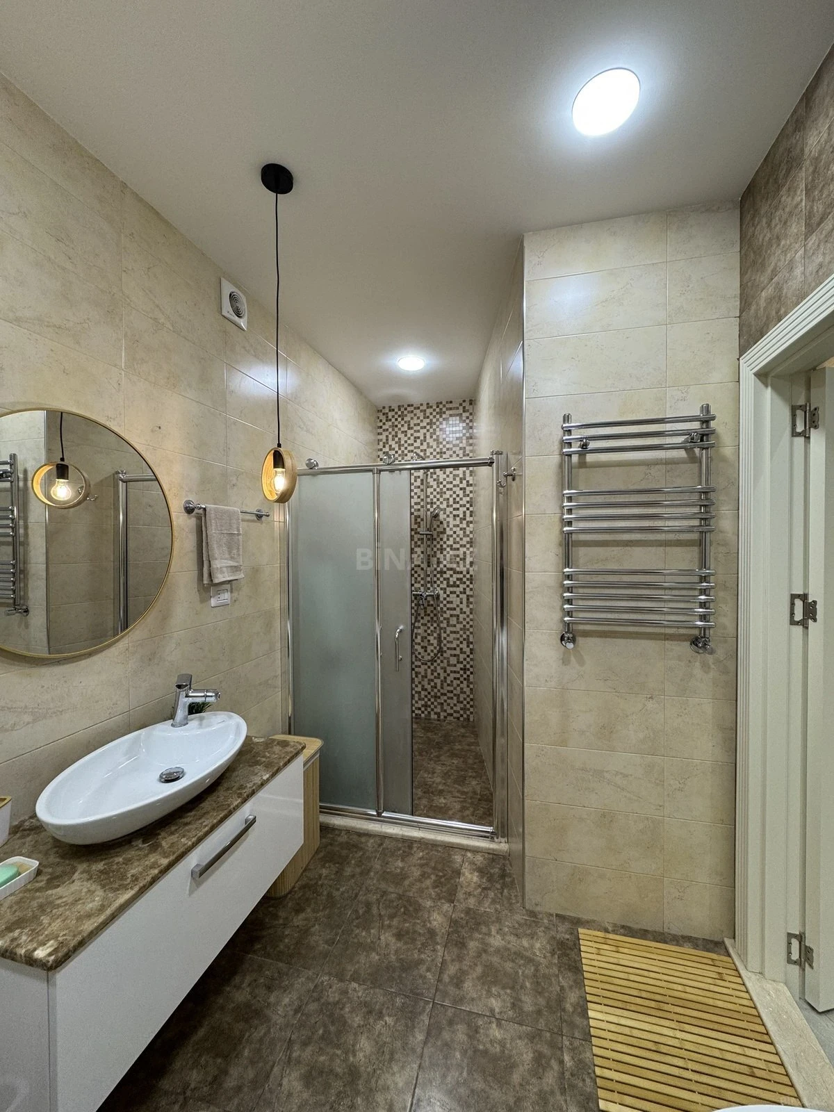 Satılır 2 otaqlı mənzil 100 m²