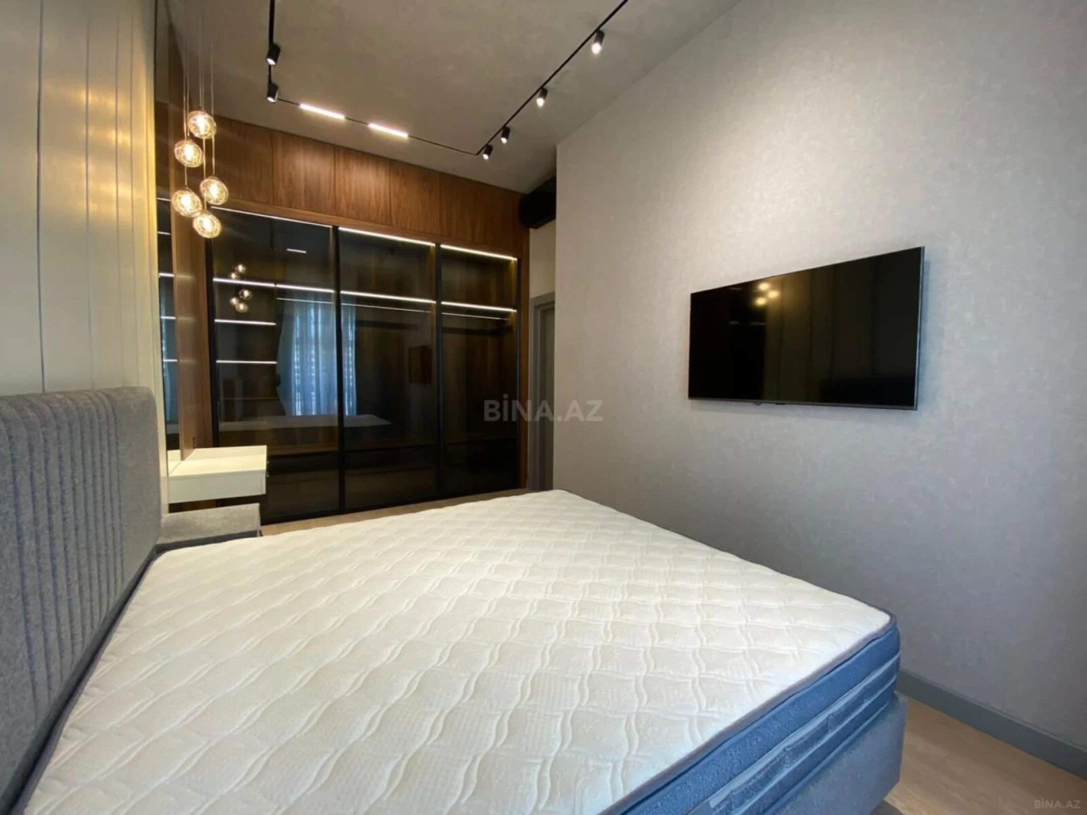 Kirayə verilir 2 otaqlı mənzil 60 m²