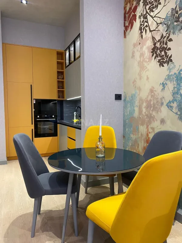 Kirayə verilir 2 otaqlı mənzil 60 m²