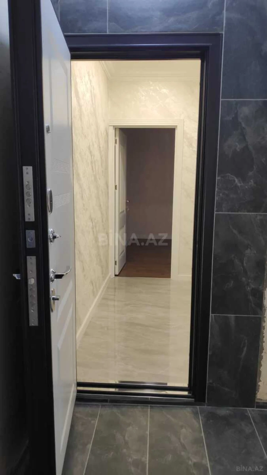 Satılır 3 otaqlı mənzil 55 m²