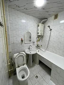 Kirayə verilir 1 otaqlı mənzil 40 m²