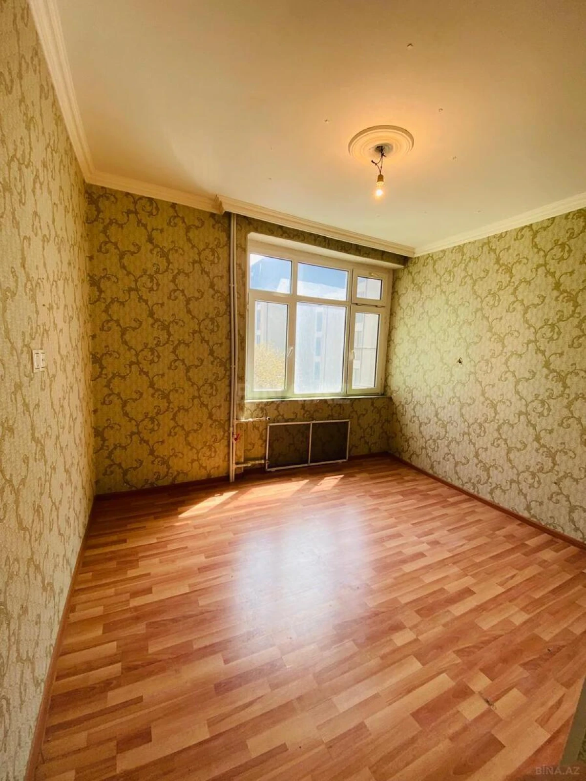 Satılır 1 otaqlı mənzil 43 m²