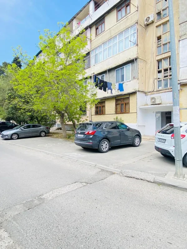 Satılır 1 otaqlı mənzil 43 m²