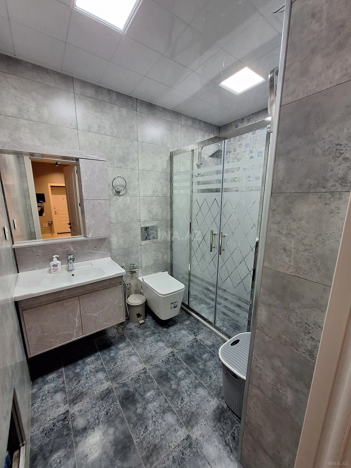 Kirayə verilir 3 otaqlı mənzil 110 m²
