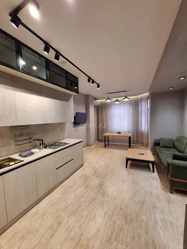 Kirayə verilir 3 otaqlı mənzil 110 m²