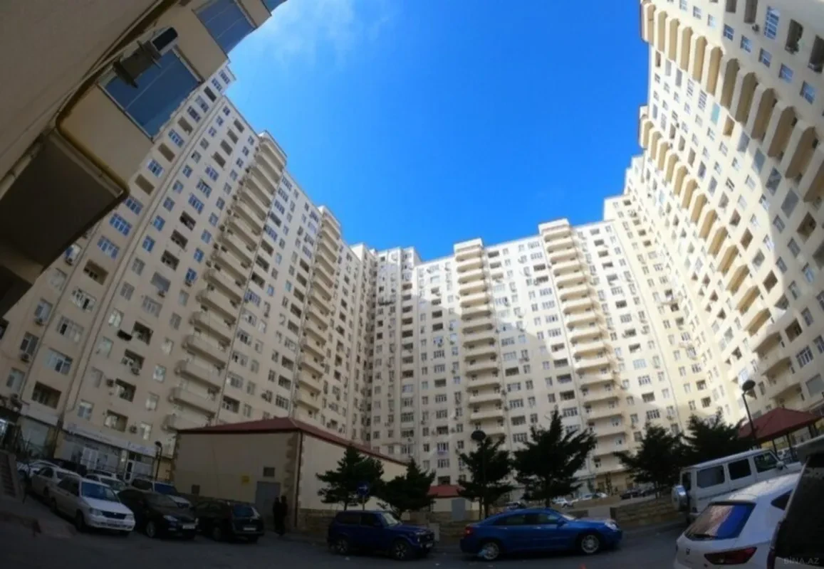 Kirayə verilir 2 otaqlı mənzil 84 m²