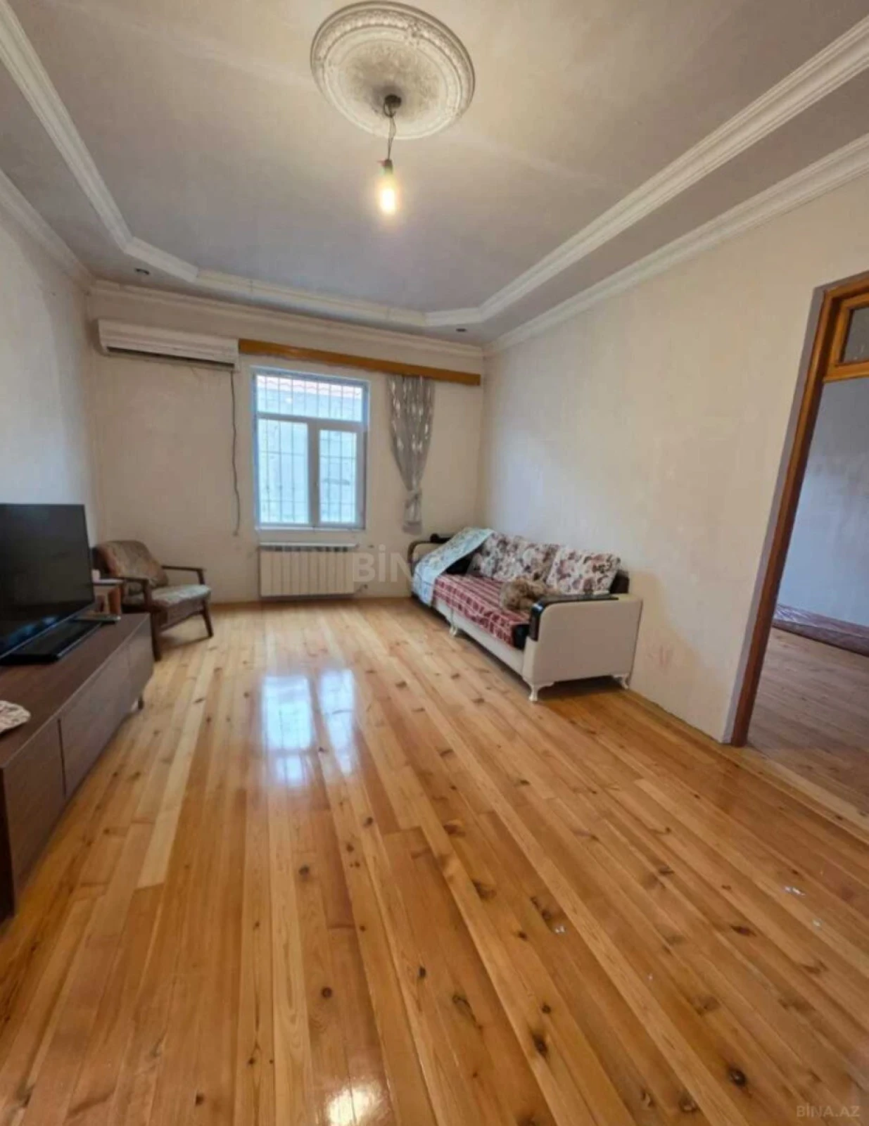 Satılır 5 otaqlı həyət evi 150 m²
