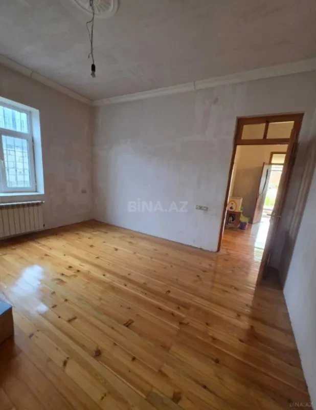 Satılır 5 otaqlı həyət evi 150 m²