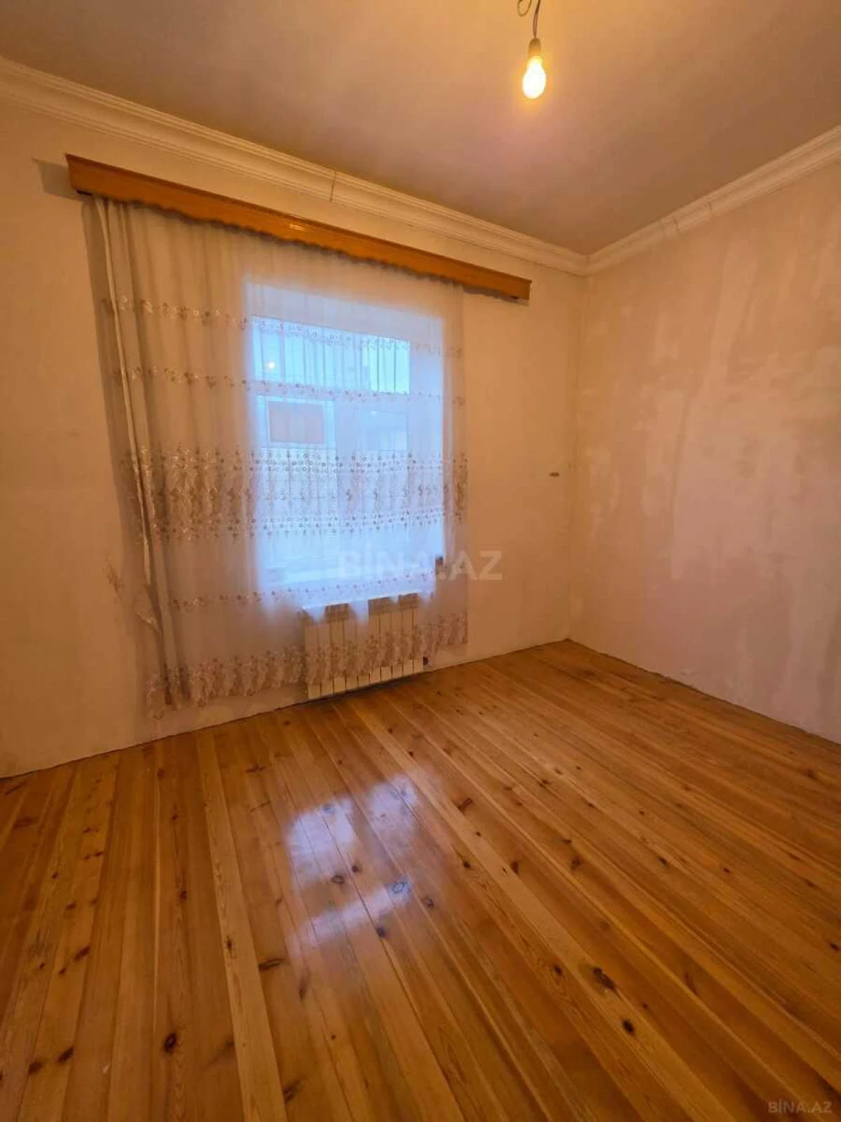 Satılır 5 otaqlı həyət evi 150 m²