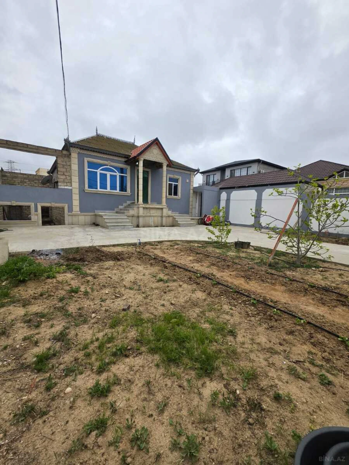 Satılır 5 otaqlı həyət evi 150 m²