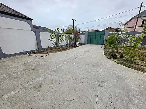 Satılır 5 otaqlı həyət evi 150 m²