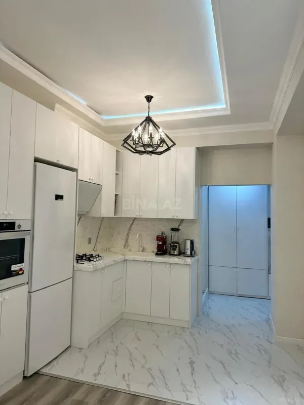 Satılır 2 otaqlı mənzil 70 m²