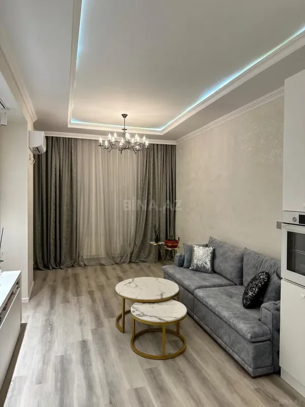 Satılır 2 otaqlı mənzil 70 m²