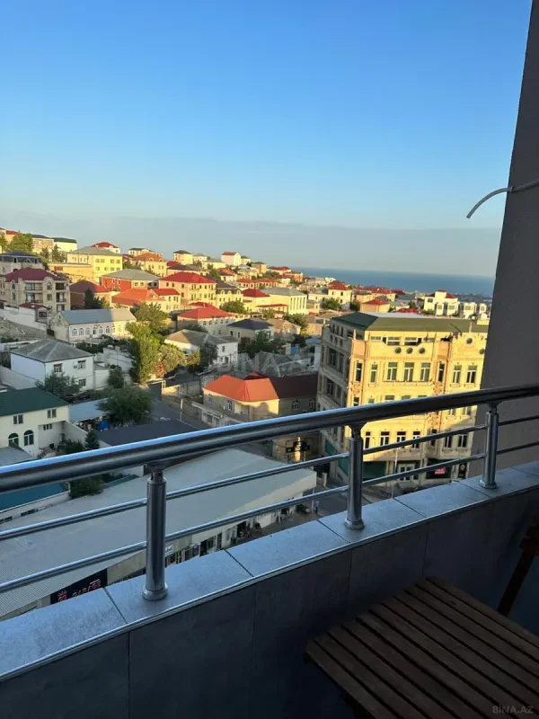 Satılır 2 otaqlı mənzil 70 m²