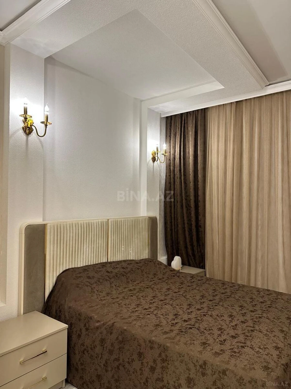 Satılır 2 otaqlı mənzil 70 m²