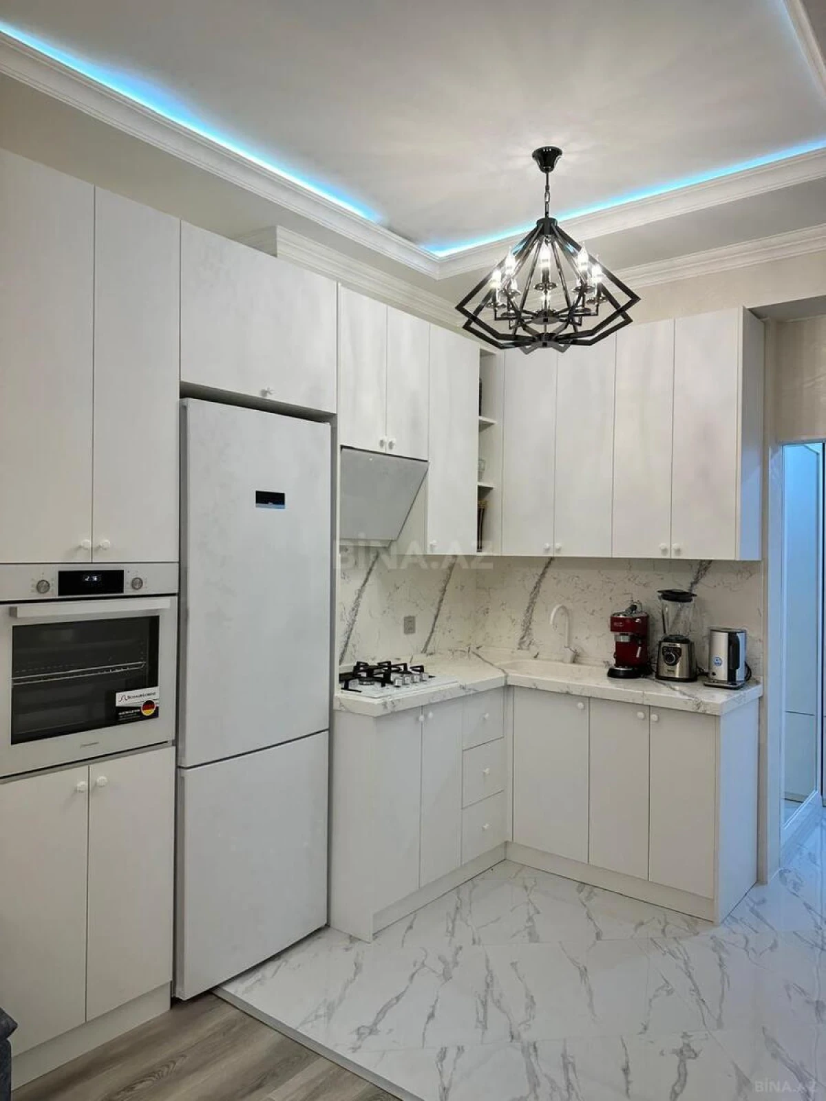 Satılır 2 otaqlı mənzil 70 m²